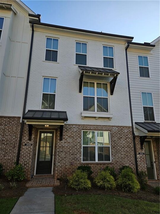 3690 Ample Ave in Suwanee, GA - Building Photo