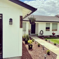 9836 179th Way SW in Rochester, WA - Building Photo