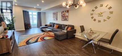 953 Walker Rd in Windsor, ON - Building Photo - Building Photo
