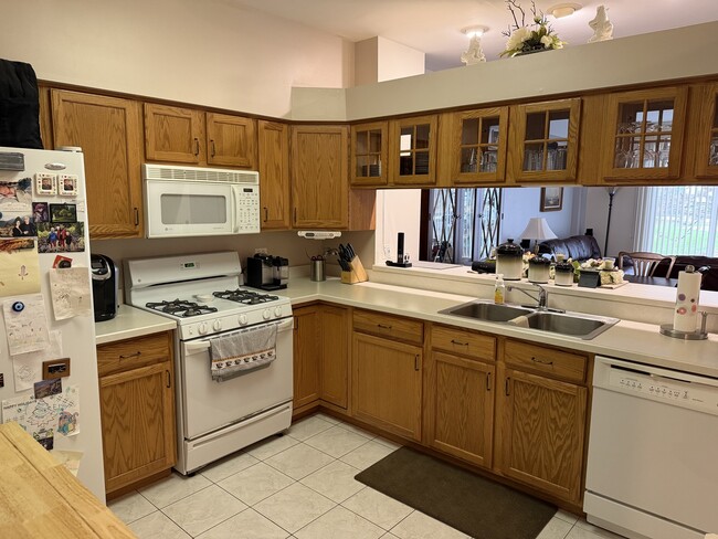 2578 Arcadia Cir in Naperville, IL - Building Photo - Building Photo