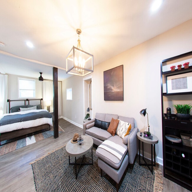property at 1373 Benteen Way SE