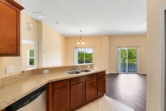10399 Winding Marsh Trail, Unit 1A in Orlando, FL - Foto de edificio - Building Photo