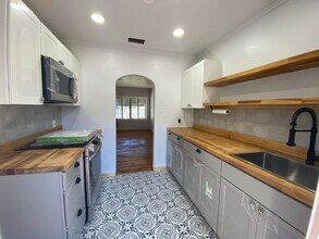 411 SW 18th St in Fort Lauderdale, FL - Building Photo - Building Photo