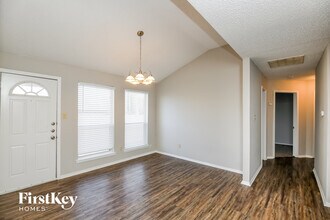 10913 Ives St in Fort Worth, TX - Building Photo - Building Photo