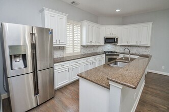 1016 Studer St in Houston, TX - Building Photo - Building Photo