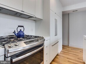 254 15th St SE in Washington, DC - Building Photo - Building Photo
