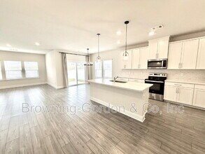 7118 Evans Hl Wy in Nashville, TN - Building Photo - Building Photo