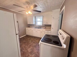 726 W Military Ave in Fremont, NE - Building Photo - Building Photo