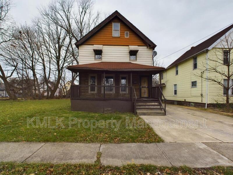 14501 Jenne Ave in Cleveland, OH - Building Photo