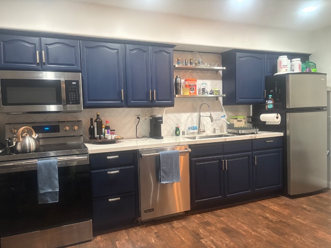 5760 Riley St in San Diego, CA - Building Photo - Building Photo