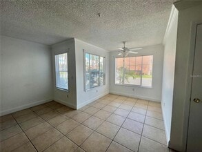 2200 Key W Ct in Kissimmee, FL - Building Photo - Building Photo