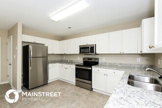 7147 Wandering Creek Dr in Charlotte, NC - Building Photo - Building Photo