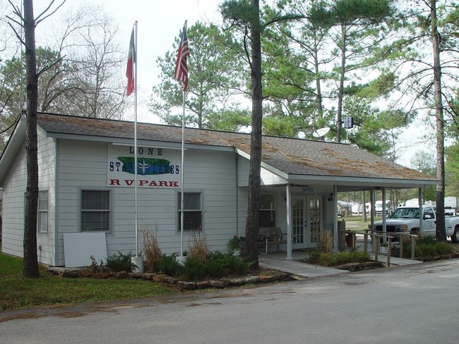 Lone Star Lakes RV Park