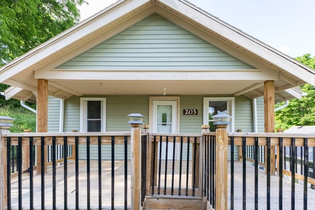 property at 203 E Vassar St