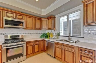 175 Rae Ave, Unit B in San Francisco, CA - Building Photo - Building Photo