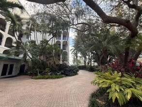 1050 Seminole Dr in Fort Lauderdale, FL - Building Photo - Building Photo