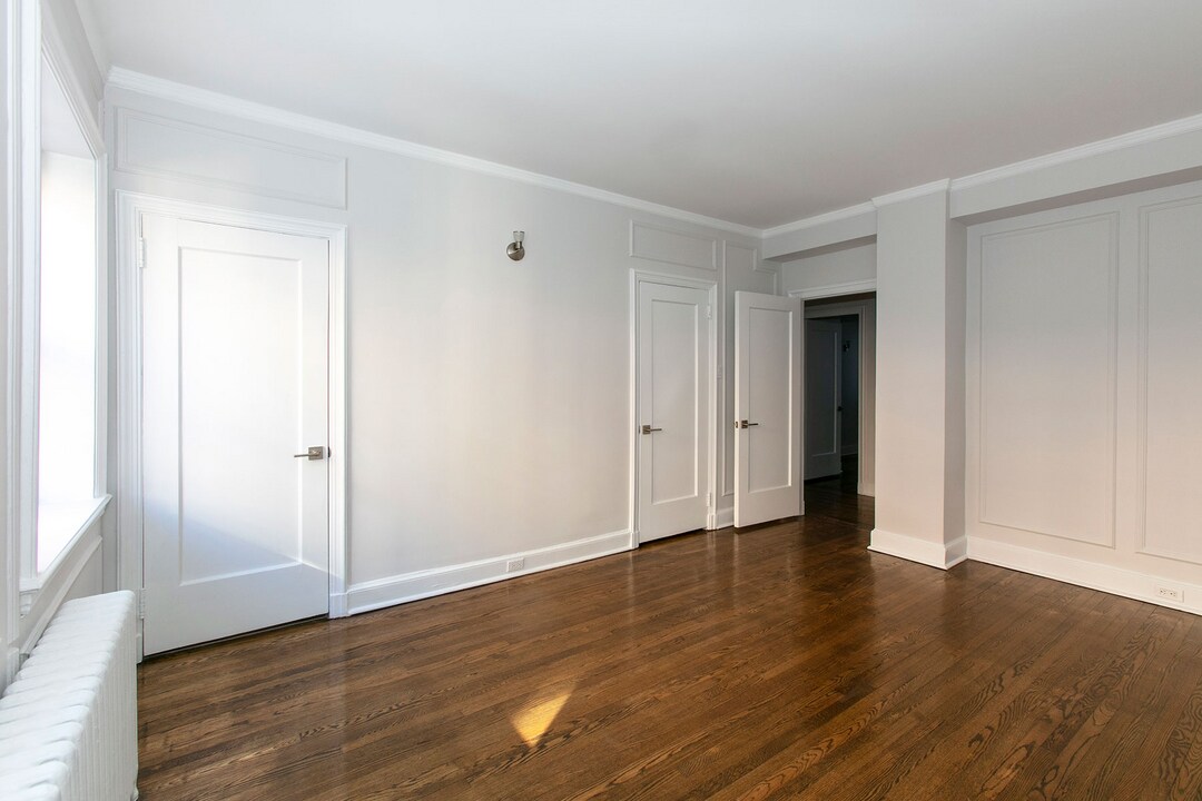 ATWATER APARTMENTS in Montréal, QC - Building Photo