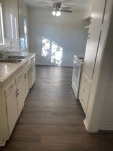 2232 E Lenita Ln, Unit B in Santa Ana, CA - Building Photo - Building Photo