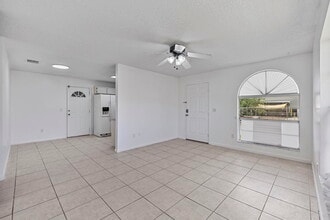 7416 S Germer St in Tampa, FL - Foto de edificio - Building Photo