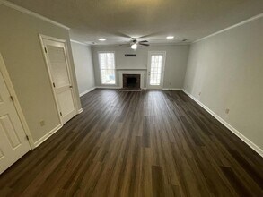 4608 Jacqueline Ln, Unit E08F in Raleigh, NC - Building Photo - Building Photo