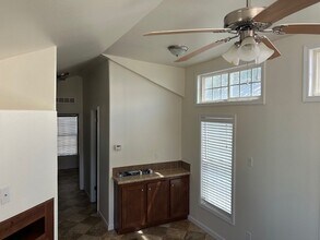 2211 Ashberry Ave in New Braunfels, TX - Building Photo - Building Photo