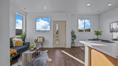 2772 Caspian Wy in Grand Junction, CO - Building Photo - Building Photo