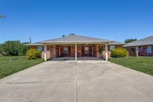509 S Louisiana Dr in Celina, TX - Building Photo