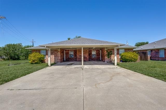 property at 511 S Louisiana Dr