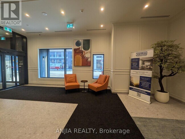 180 Front St E in Toronto, ON - Building Photo - Building Photo