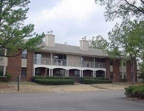 Breezy Point Apartments in Memphis, TN - Building Photo