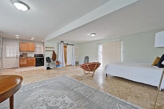 4101 Rockford Ln in Austin, TX - Building Photo - Building Photo