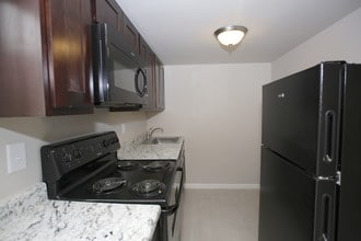 Park Place Townhomes in Atlanta, GA - Building Photo - Interior Photo