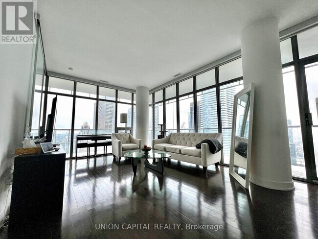 property at 33 Charles St E