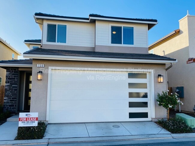 730 N Bliss Ln in Clovis, CA - Building Photo - Building Photo