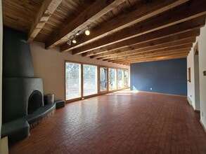 22 Encantado Cir in Santa Fe, NM - Building Photo - Building Photo