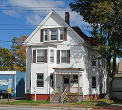 535 Forest Ave W in Portland, ME - Building Photo - Building Photo