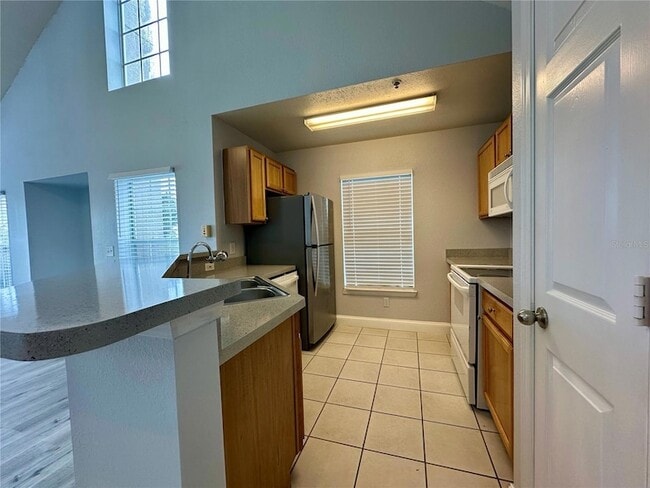 9141 Lee Vista Blvd, Unit 303 in Orlando, FL - Building Photo - Building Photo