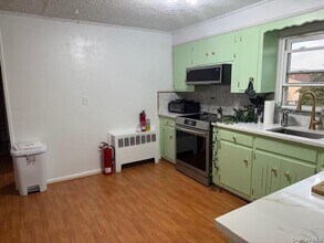 113 Parma Rd in Island Park, NY - Building Photo - Building Photo