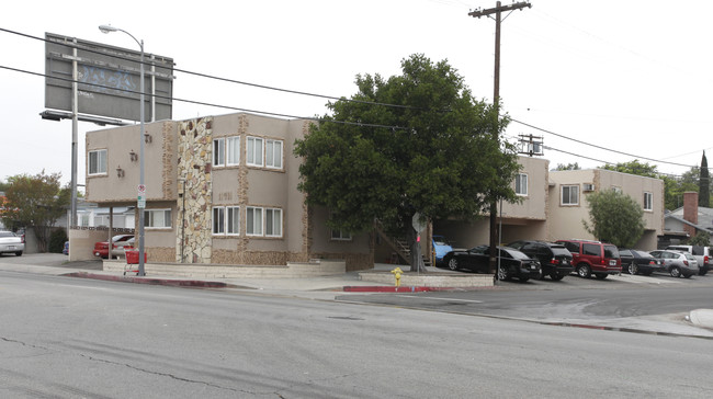 11471 Oxnard St in North Hollywood, CA - Foto de edificio - Building Photo