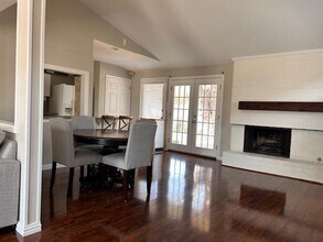 928 Wisteria Way in Richardson, TX - Building Photo - Building Photo