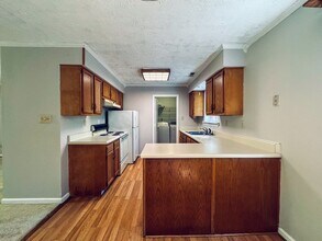 29 Englewood Dr in Palmyra, VA - Building Photo - Building Photo
