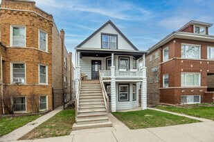 5128 W Henderson St in Chicago, IL - Building Photo