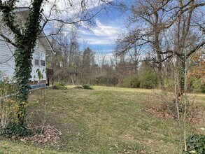 1601 E Unaka Ave in Johnson City, TN - Building Photo - Building Photo