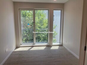 20 Mount Pleasant St, Unit 24-207 in Somerville, MA - Building Photo - Building Photo