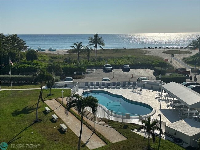 1300 N Ocean Blvd-Unit -405 in Pompano Beach, FL - Building Photo - Building Photo