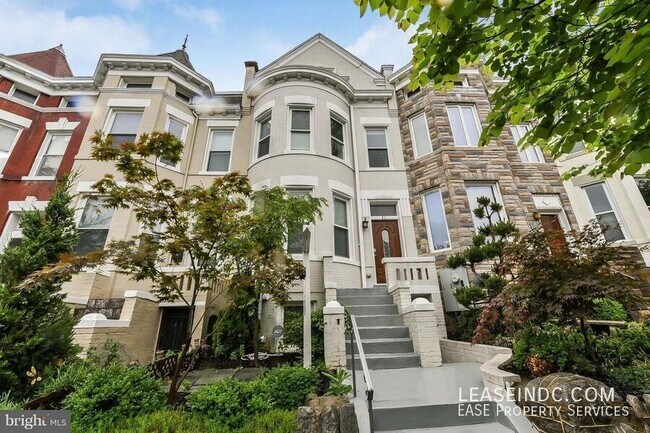 property at 31 T St NW