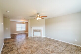 169 Lyndhurst Dr in La Vergne, TN - Building Photo - Building Photo