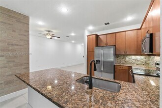 13012 Riverwalk Cir N in Plantation, FL - Building Photo - Building Photo