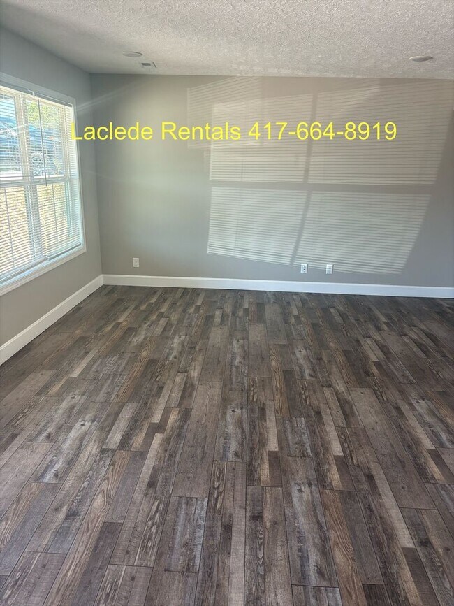 745 Howard Dr in Lebanon, MO - Building Photo - Building Photo