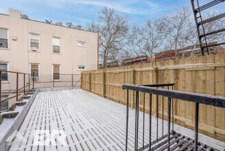 847 Knickerbocker Ave, Unit 2R in Brooklyn, NY - Building Photo - Building Photo